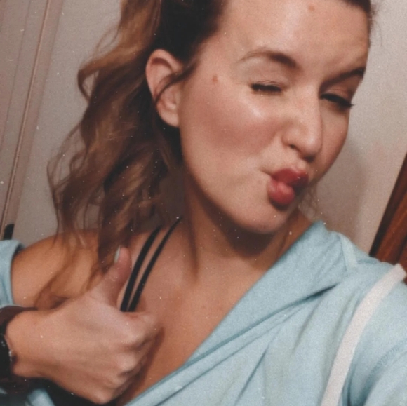 Meet your Posher, Cheyenne - Picture 8 of 12